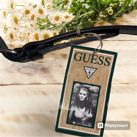 NEW VINTAGE w/TAGS GUESS Crossbody - Picture 3 of 11